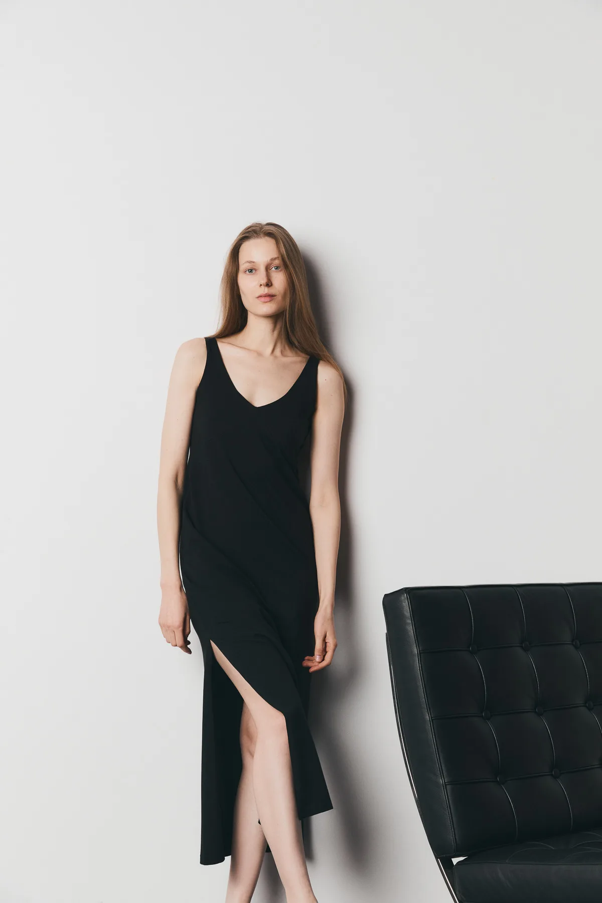Lounge model_small-019 VERA Dress Black - Image 1