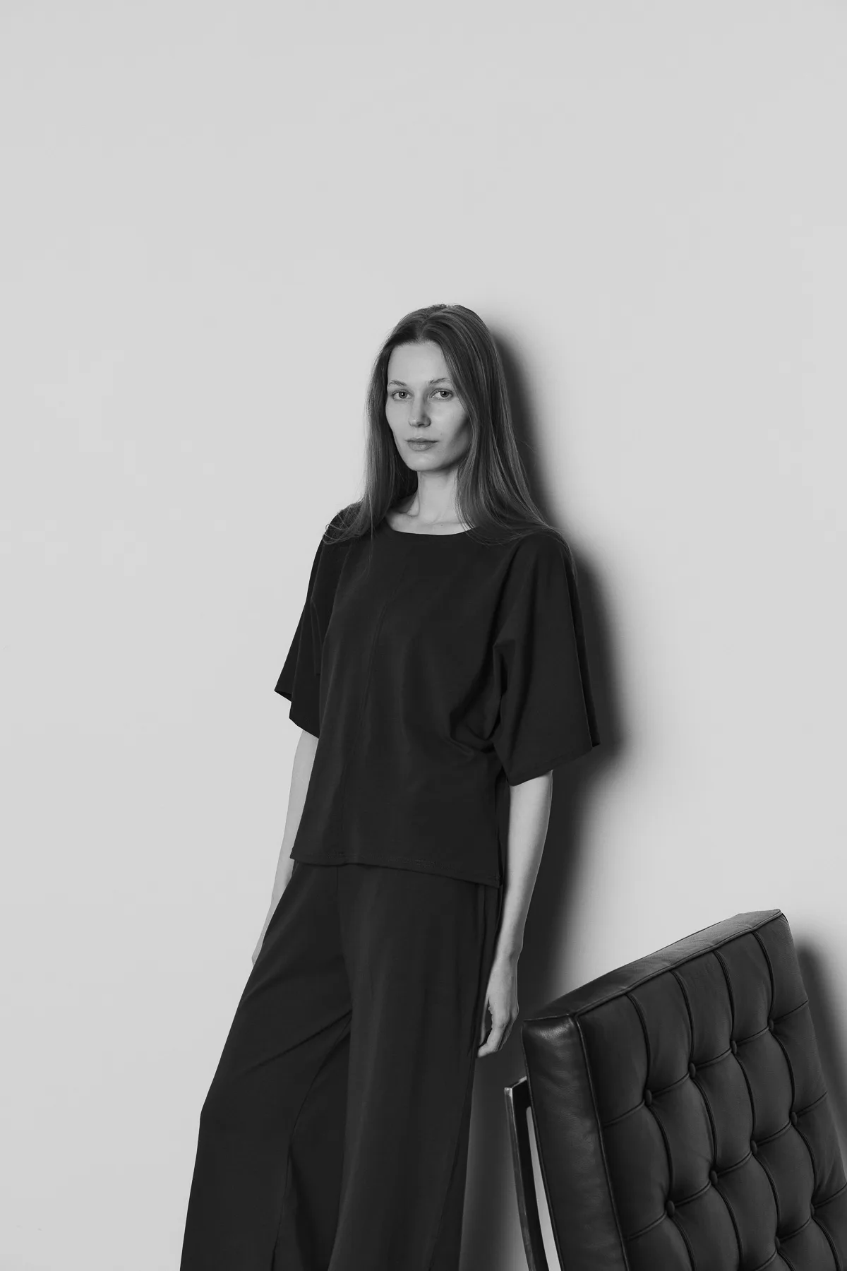 Lounge model_small-107 LORA Set Black - Image 1