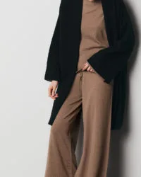 MERA Merino cardigan short black - Image 3