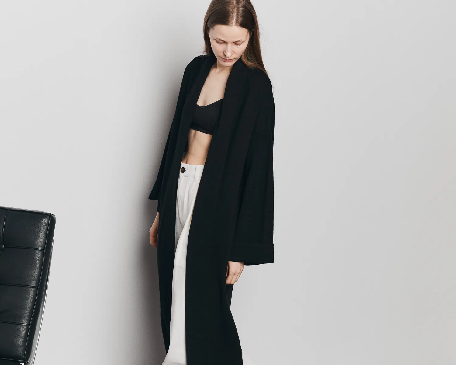 MERA Merino cardigan long black - Image 5